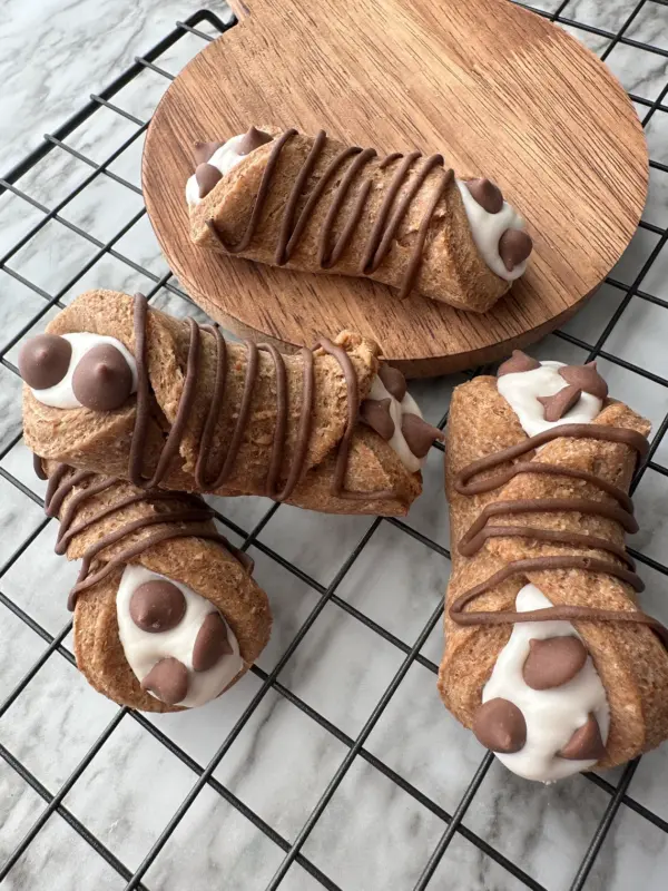 Peanut Butter Cannoli Dog Treats